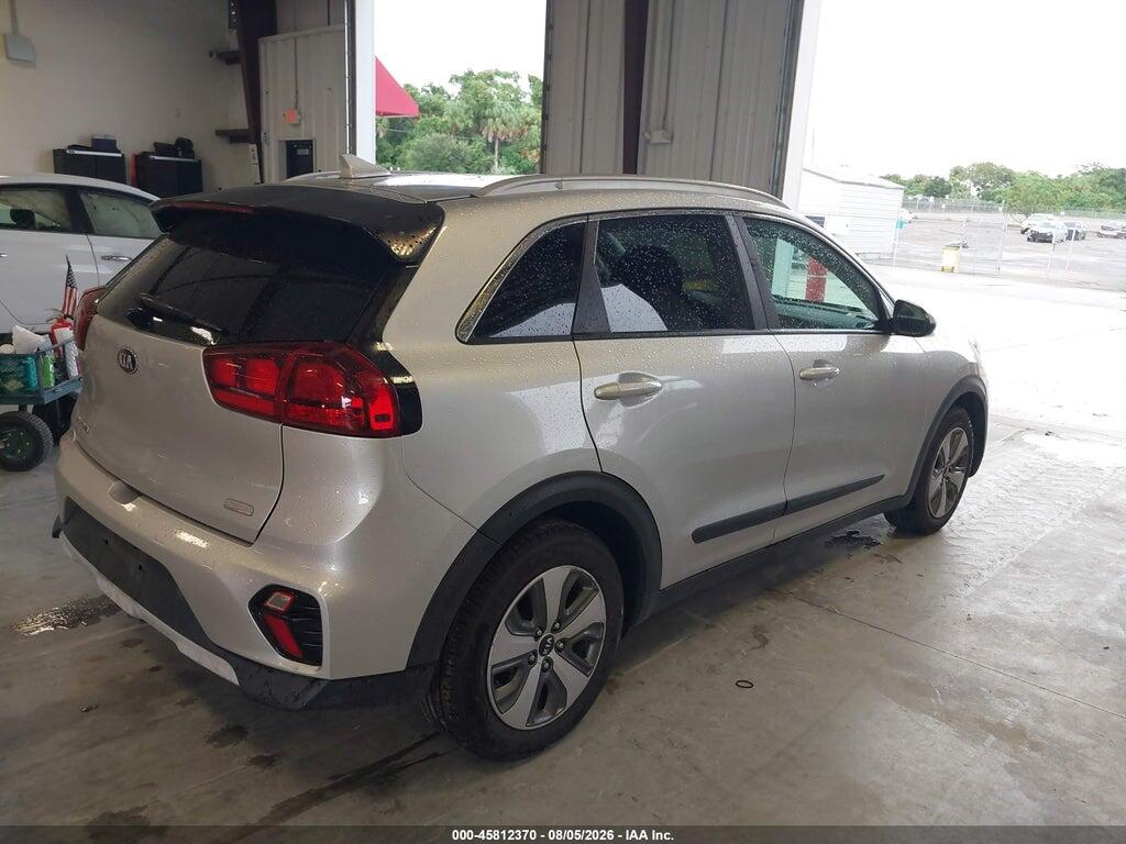 KNDCB3LC8L5359845 2020 KIA NIRO photo no. 4