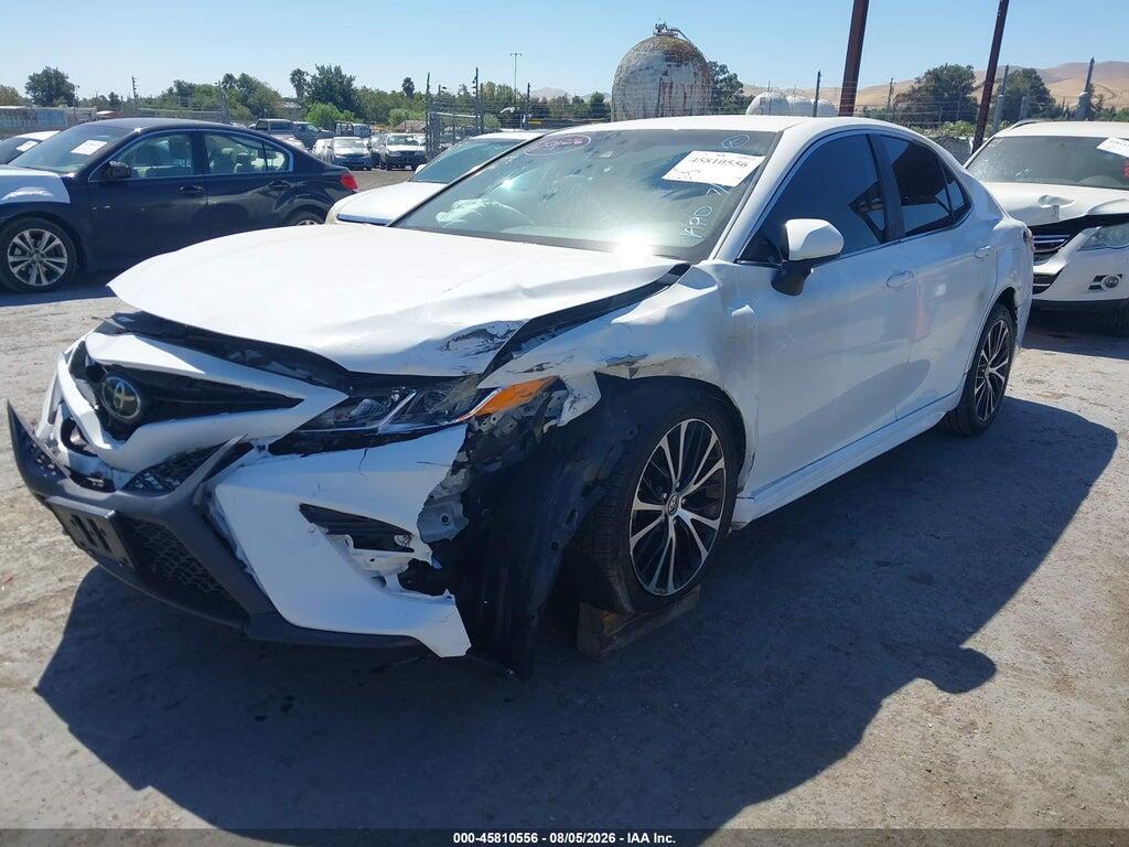 4T1G11AK4LU964045 2020 TOYOTA CAMRY photo no. 2