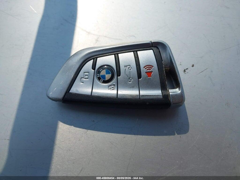 WBSAE0C00LCD15431 2020 BMW M8 photo no. 11