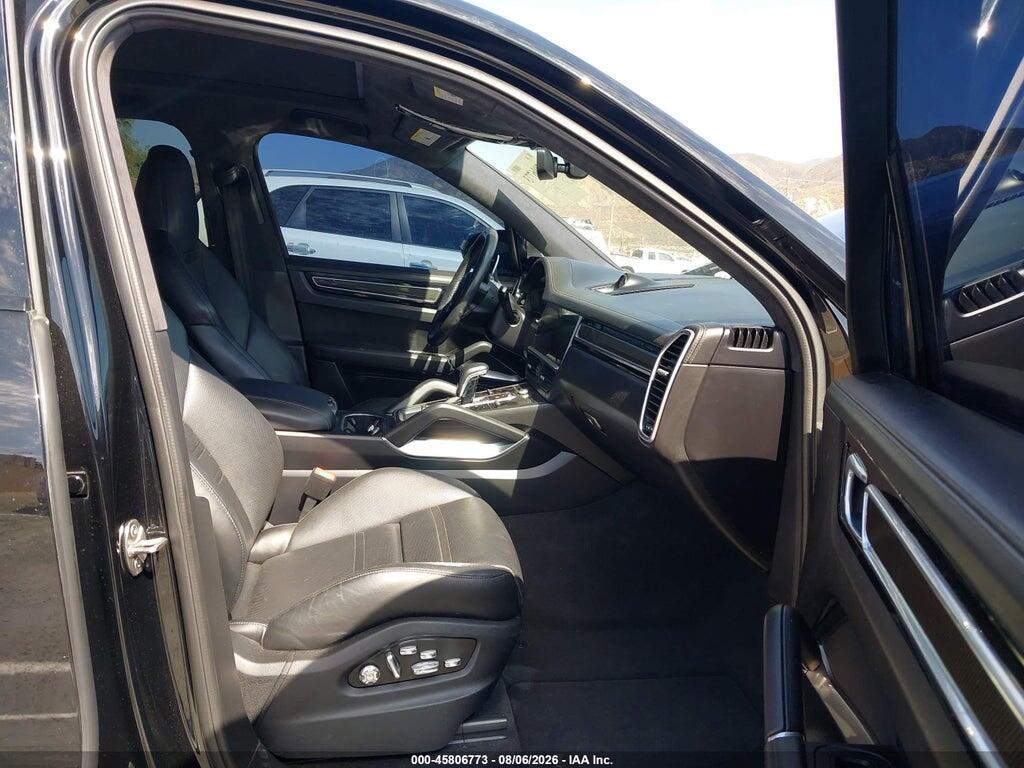 WP1AF2AY0LDA39671 2020 PORSCHE CAYENNE photo no. 5