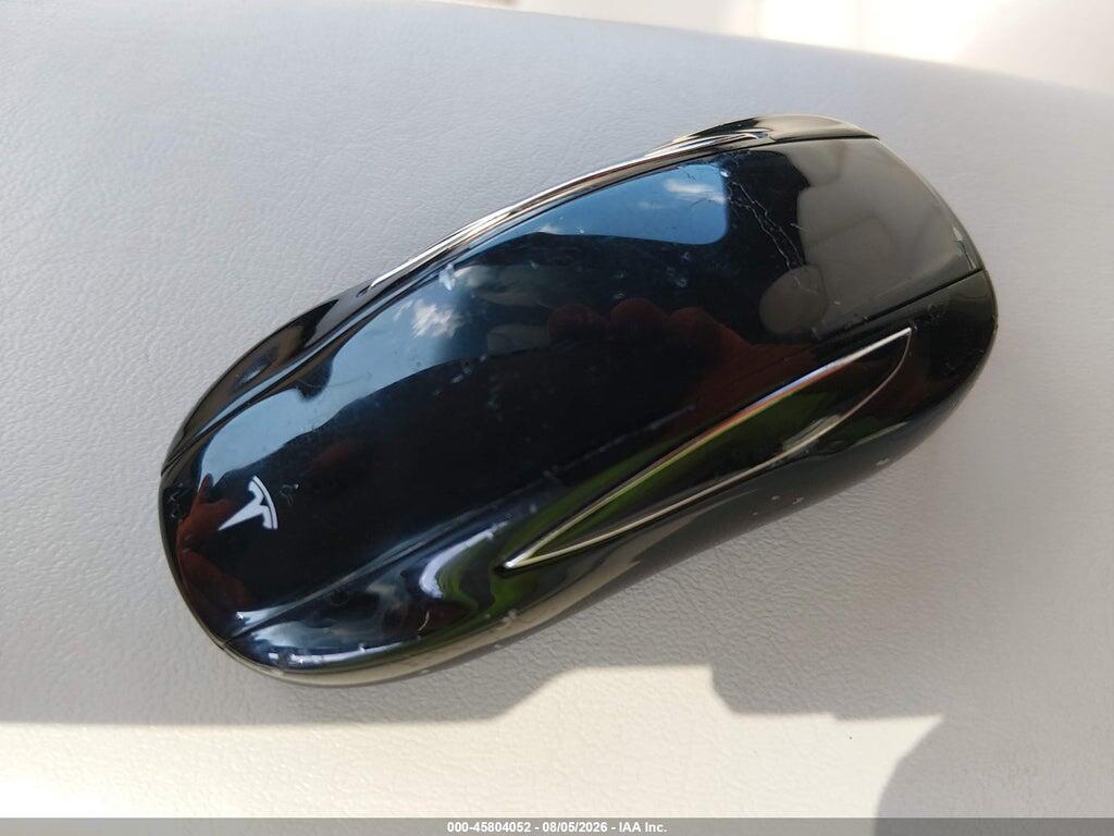 5YJXCDE26LF262358 2020 TESLA MODEL X photo no. 11