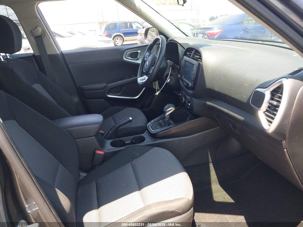 KNDJ23AU2L7053392 2020 KIA SOUL photo no. 5