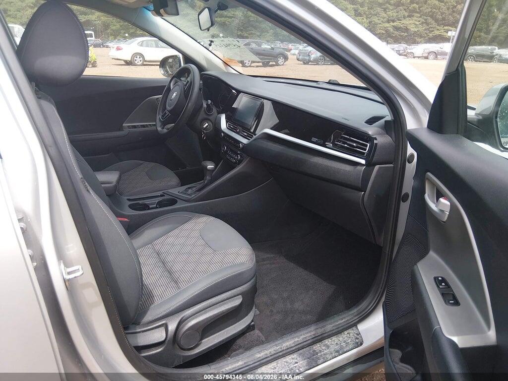 KNDCB3LC9L5399674 2020 KIA NIRO photo no. 5