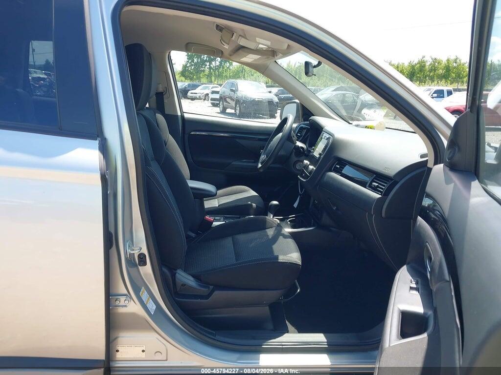 JA4AD2A33LZ044873 2020 MITSUBISHI OUTLANDER photo no. 5