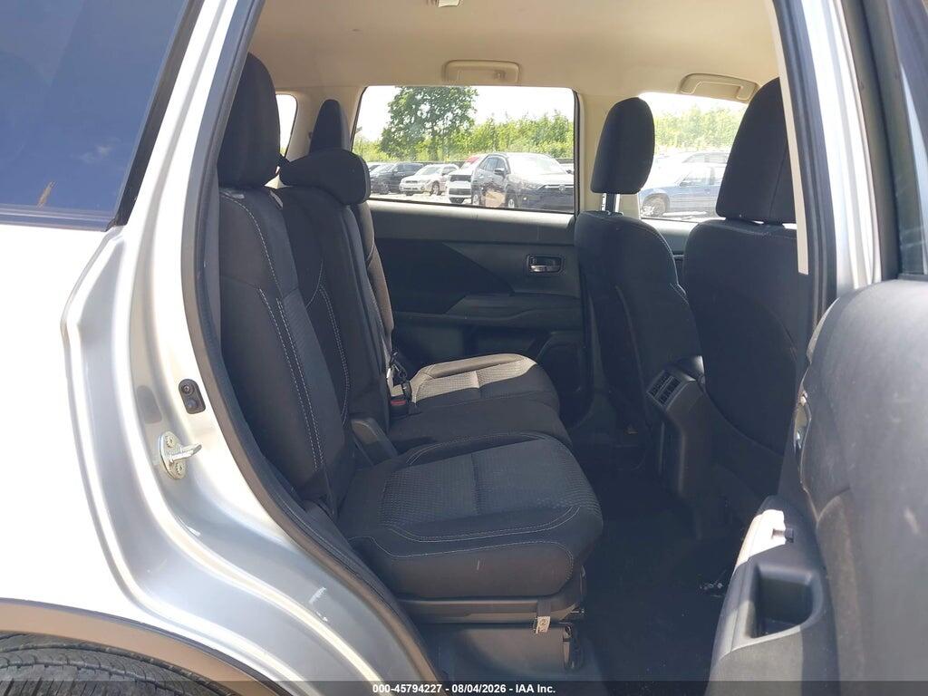 JA4AD2A33LZ044873 2020 MITSUBISHI OUTLANDER photo no. 8