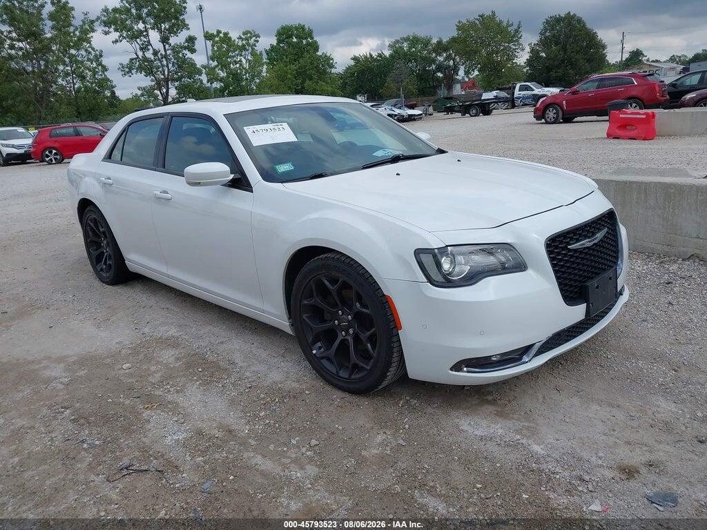2C3CCABG8LH217398 2020 CHRYSLER 300 photo no. 1