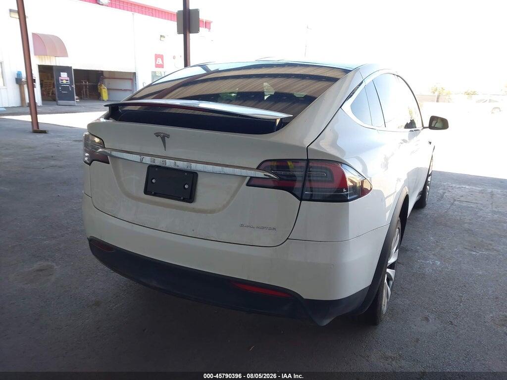5YJXCBE24LF283004 2020 TESLA MODEL X photo no. 4