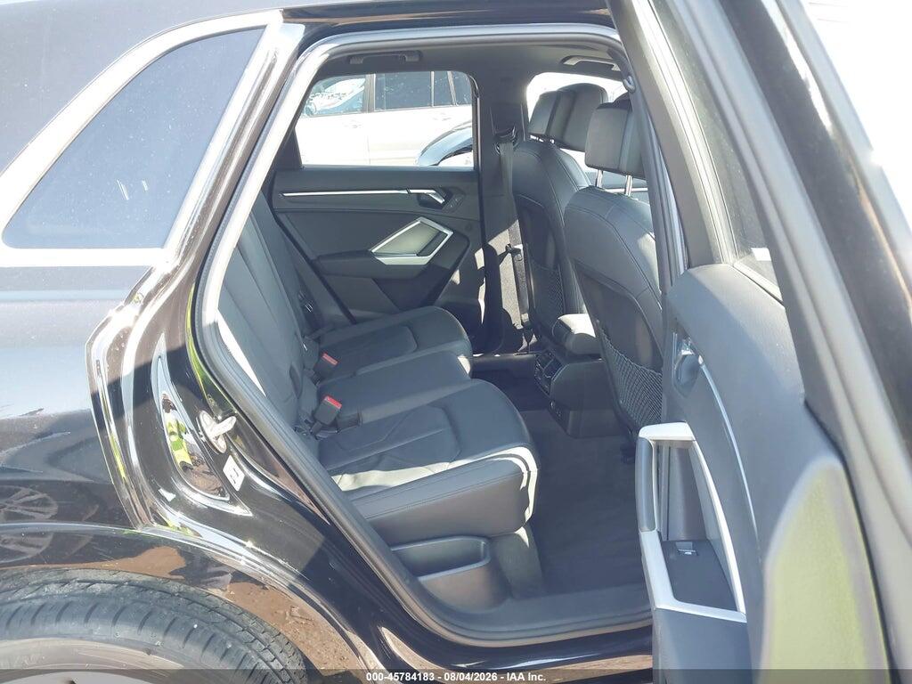 WA1DECF38L1041328 2020 AUDI Q3 photo no. 8