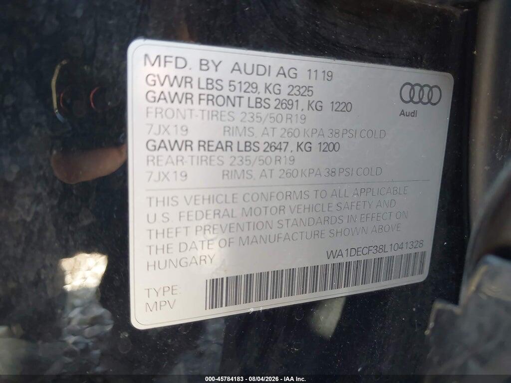 WA1DECF38L1041328 2020 AUDI Q3 photo no. 9