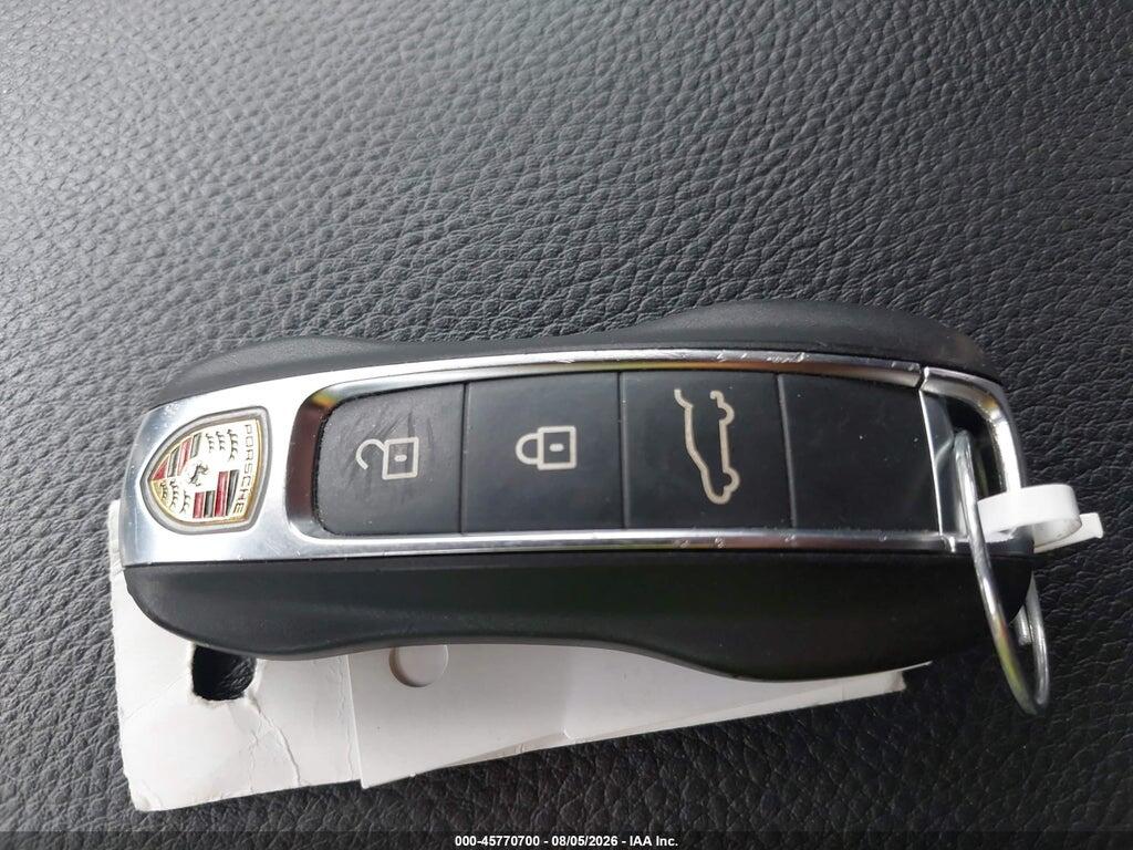 WP1AB2AYXLDA28950 2020 PORSCHE CAYENNE photo no. 11