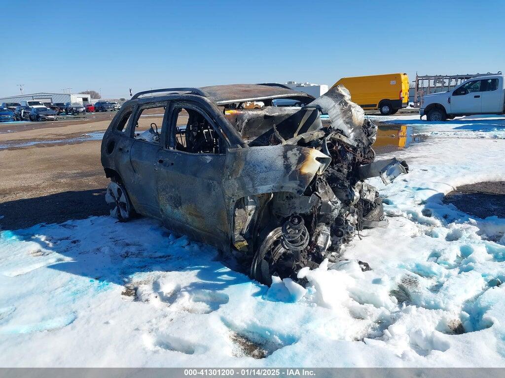 1C4PJLLB5MD196249 2021 JEEP CHEROKEE photo no. 1