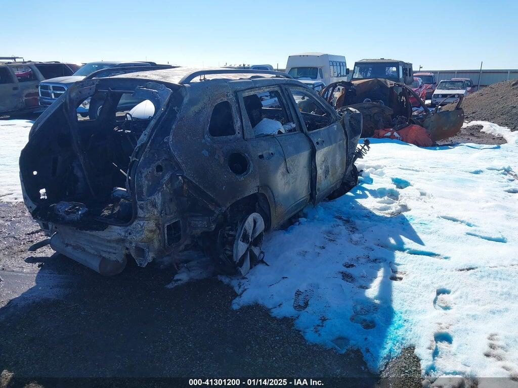 1C4PJLLB5MD196249 2021 JEEP CHEROKEE photo no. 4