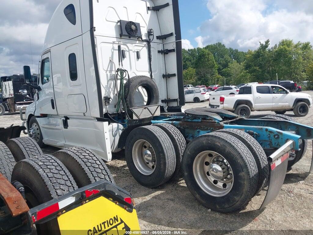 1FUJHHDR3MLMK3964 2021 FREIGHTLINER NEW CASCADIA 126 photo no. 3