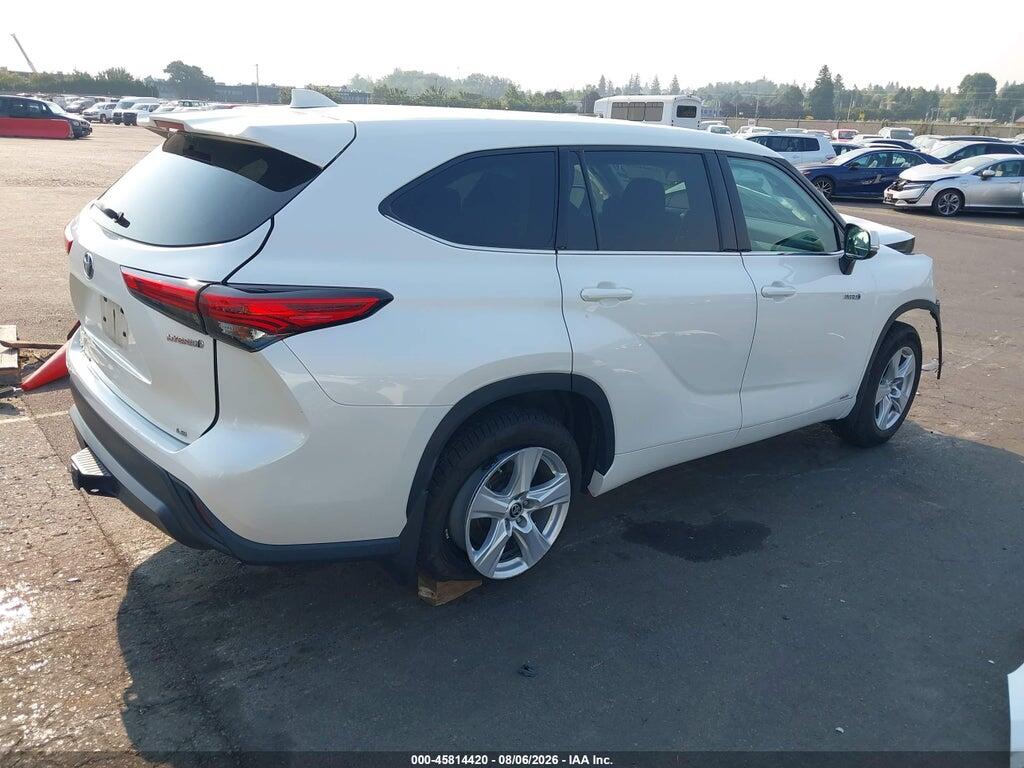 5TDBBRCH5MS532677 2021 TOYOTA HIGHLANDER photo no. 4
