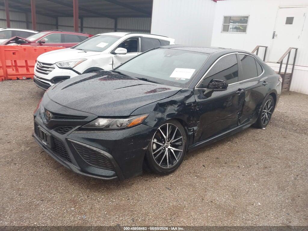 4T1G11AK0MU482304 2021 TOYOTA CAMRY photo no. 2