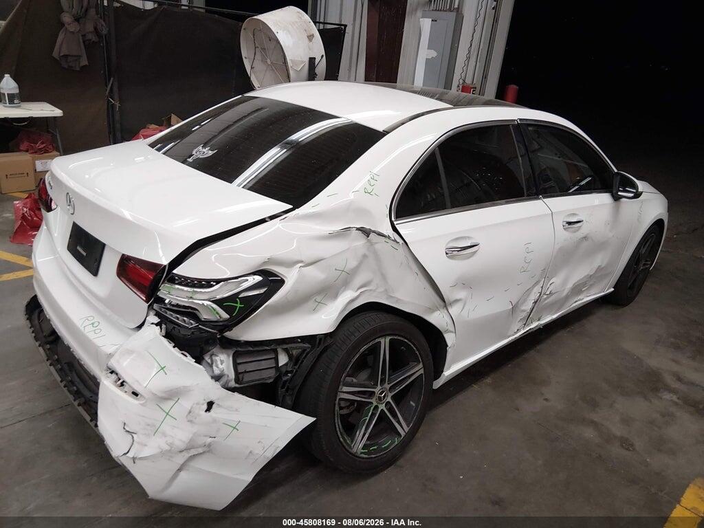 W1K3G4EB4MJ297970 2021 MERCEDES-BENZ A 220 photo no. 4