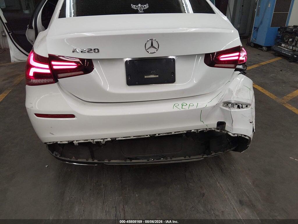 W1K3G4EB4MJ297970 2021 MERCEDES-BENZ A 220 photo no. 6