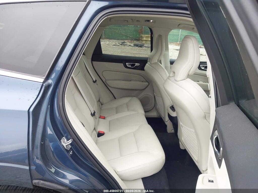 YV4102RL9M1854902 2021 VOLVO XC60 photo no. 8