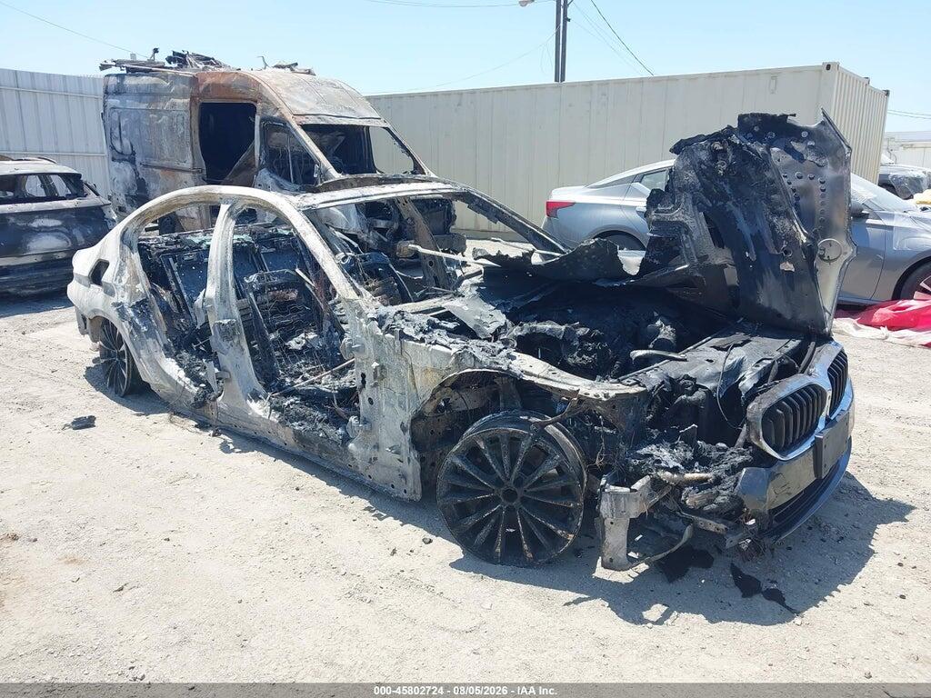 WBA13AG03MCF49428 2021 BMW 530E photo no. 1