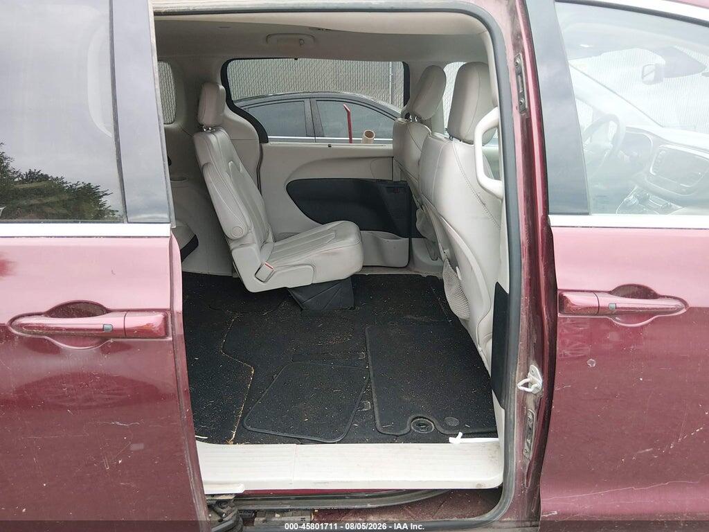 2C4RC1DG4MR504638 2021 CHRYSLER VOYAGER photo no. 8