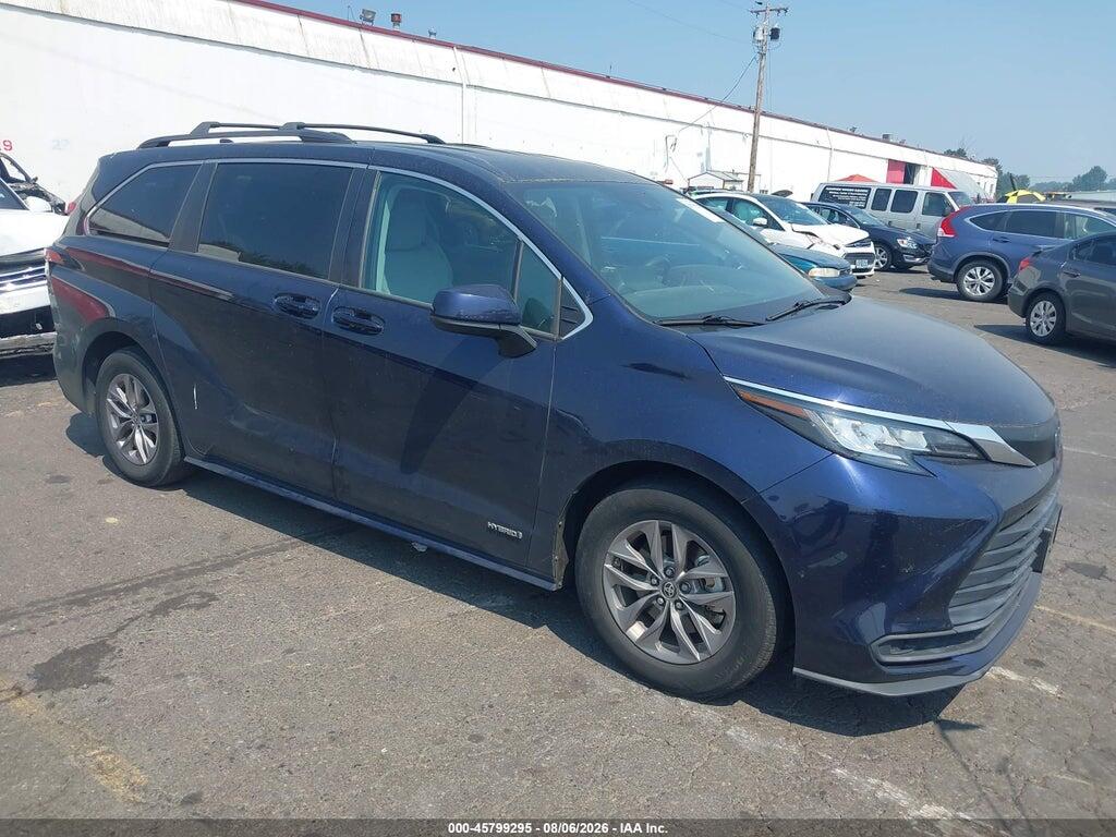 5TDKSKFC4MS019959 2021 TOYOTA SIENNA photo no. 1