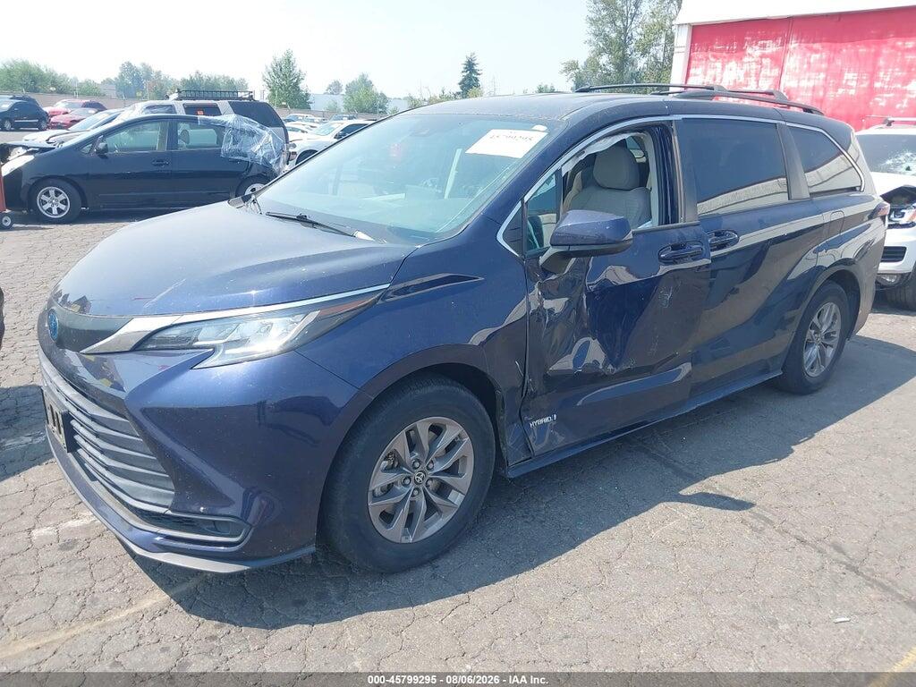 5TDKSKFC4MS019959 2021 TOYOTA SIENNA photo no. 2