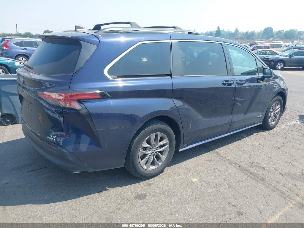 5TDKSKFC4MS019959 2021 TOYOTA SIENNA photo no. 4