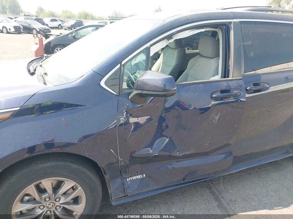 5TDKSKFC4MS019959 2021 TOYOTA SIENNA photo no. 6