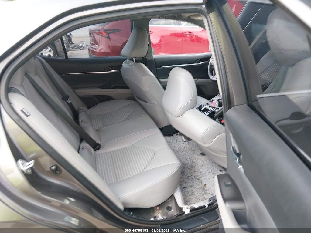 4T1T11AK3MU481033 2021 TOYOTA CAMRY photo no. 8