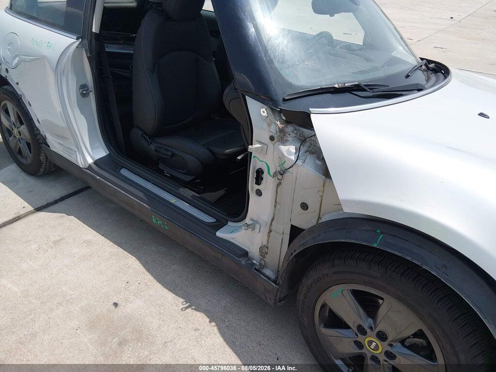 WMWXP3C03M2P23579 2021 MINI SE HARDTOP photo no. 6