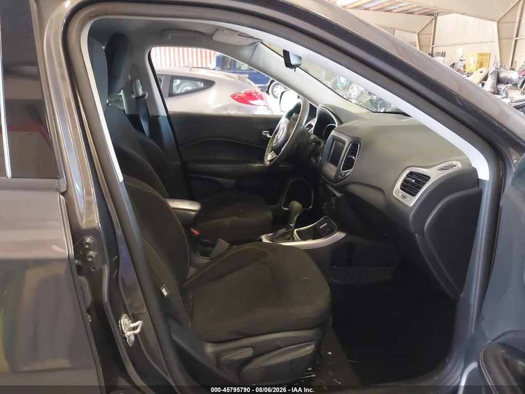 3C4NJCAB3MT535112 2021 JEEP COMPASS photo no. 5