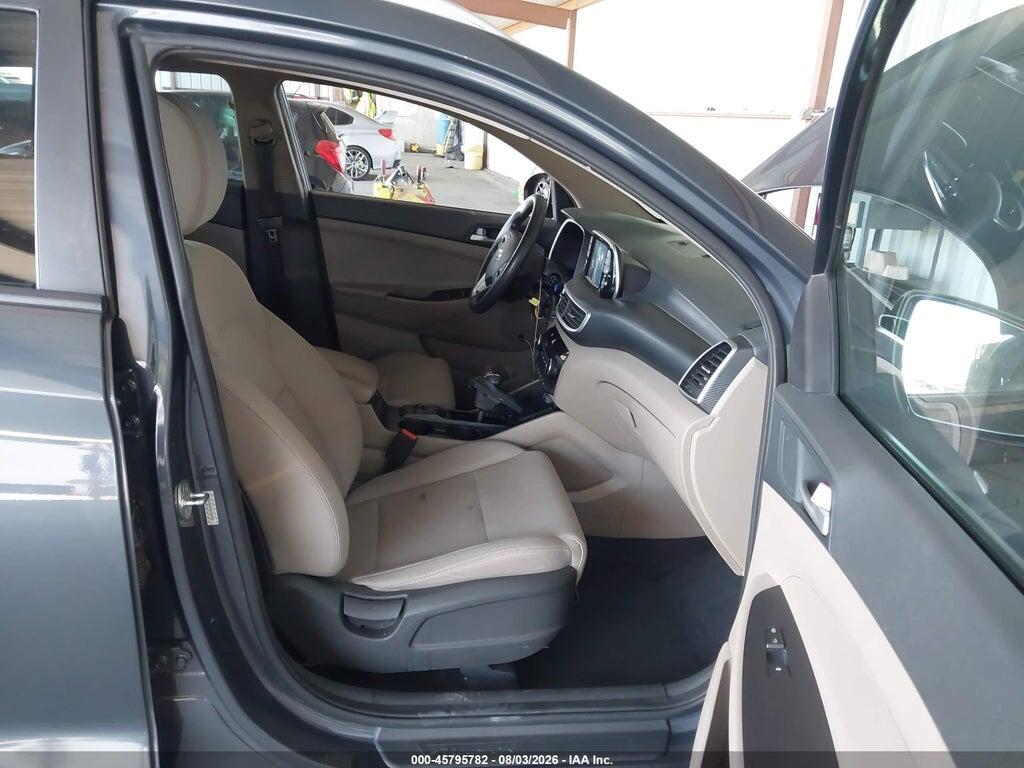 KM8J33A44MU388908 2021 HYUNDAI TUCSON photo no. 5