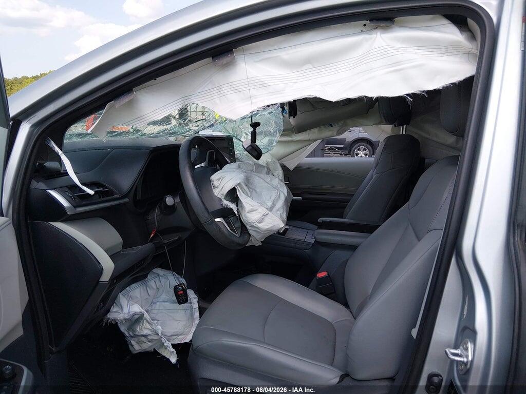 5TDYRKEC3MS040602 2021 TOYOTA SIENNA photo no. 5