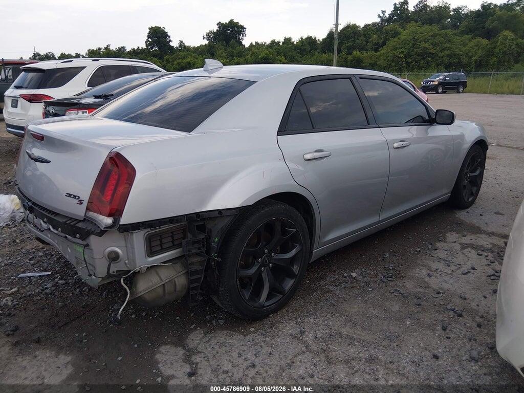 2C3CCABG4MH626421 2021 CHRYSLER 300 photo no. 4