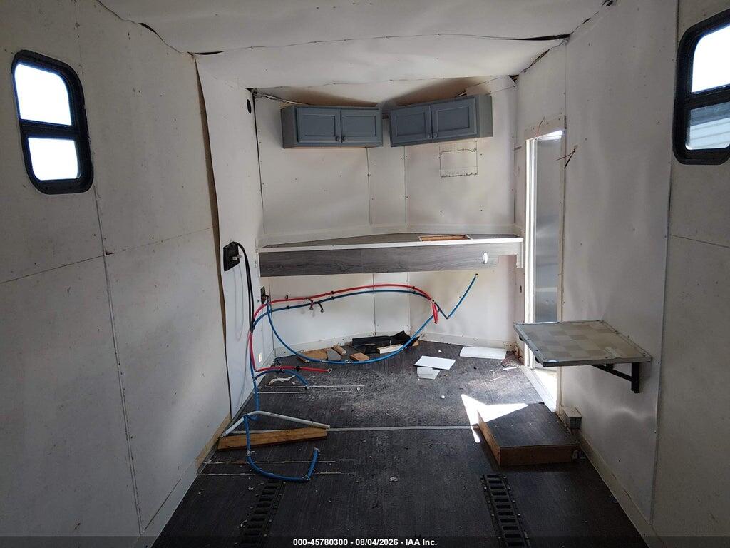 7FWBE1625M1016992 2021 EAGLE TL CARGO photo no. 8