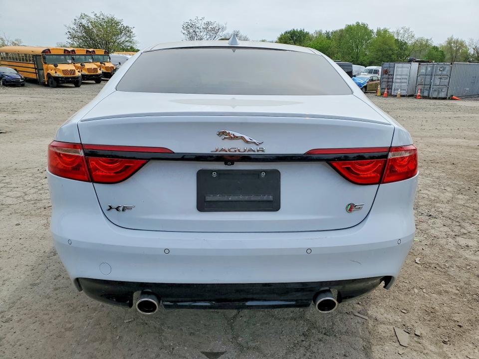 2016 JAGUAR XF S — Фото 6 из 12
