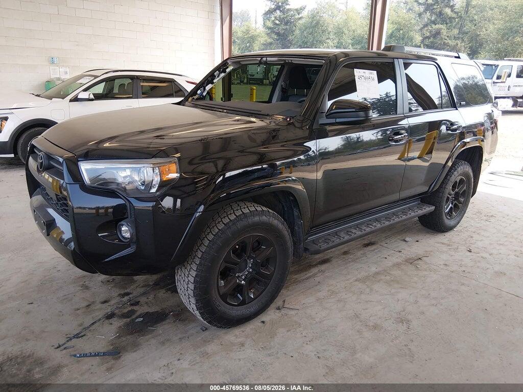 JTEMU5JR2M5920118 2021 TOYOTA 4RUNNER photo no. 2
