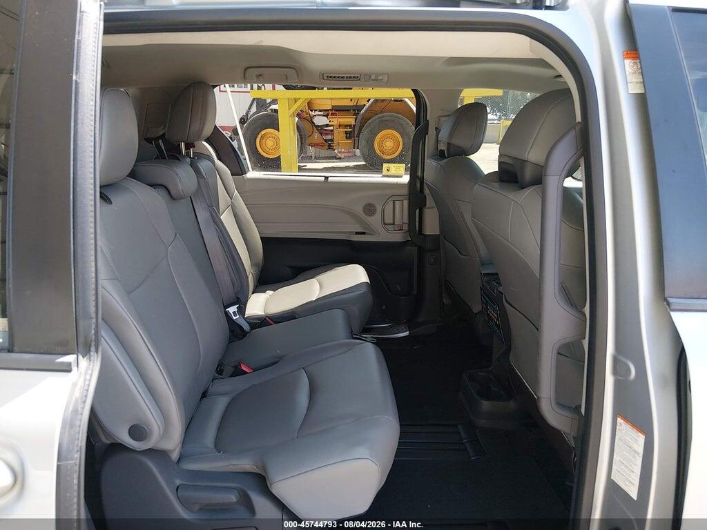 5TDJRKEC1MS006255 2021 TOYOTA SIENNA photo no. 8