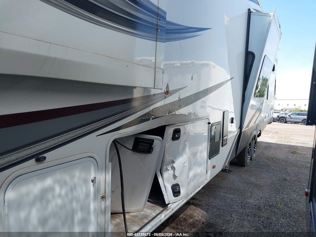 573FS4425MAA05858 2021 WINNEBAGO OTHER photo no. 6