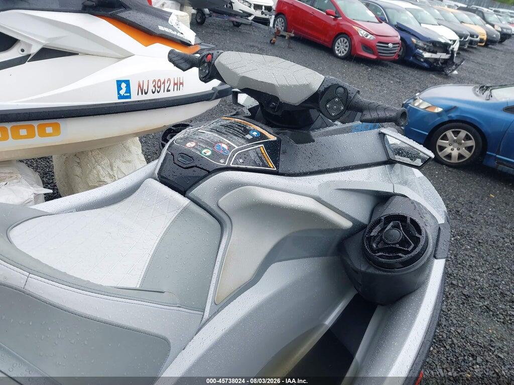 00000YDV36726L021 2021 SEADOO GTX-300 LIMITED photo no. 5
