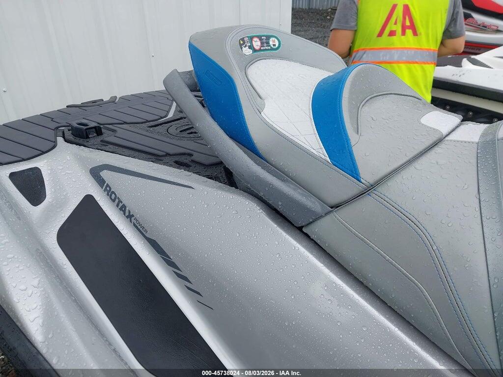 00000YDV36726L021 2021 SEADOO GTX-300 LIMITED photo no. 8