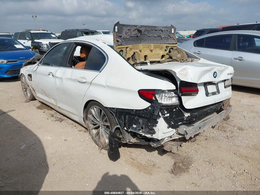 WBA13AG08MCF18109 2021 BMW 530E photo no. 3