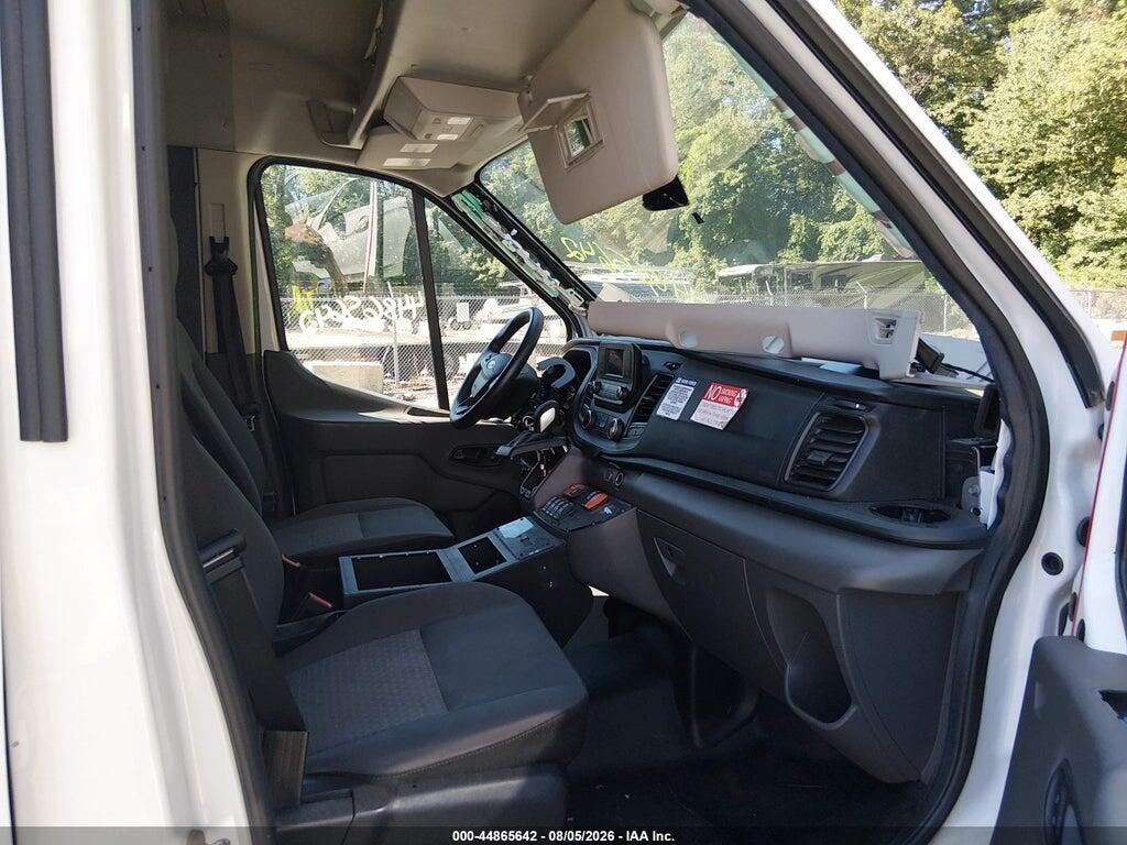 1FDBR1CG1MKB02569 2021 FORD TRANSIT-250 photo no. 5