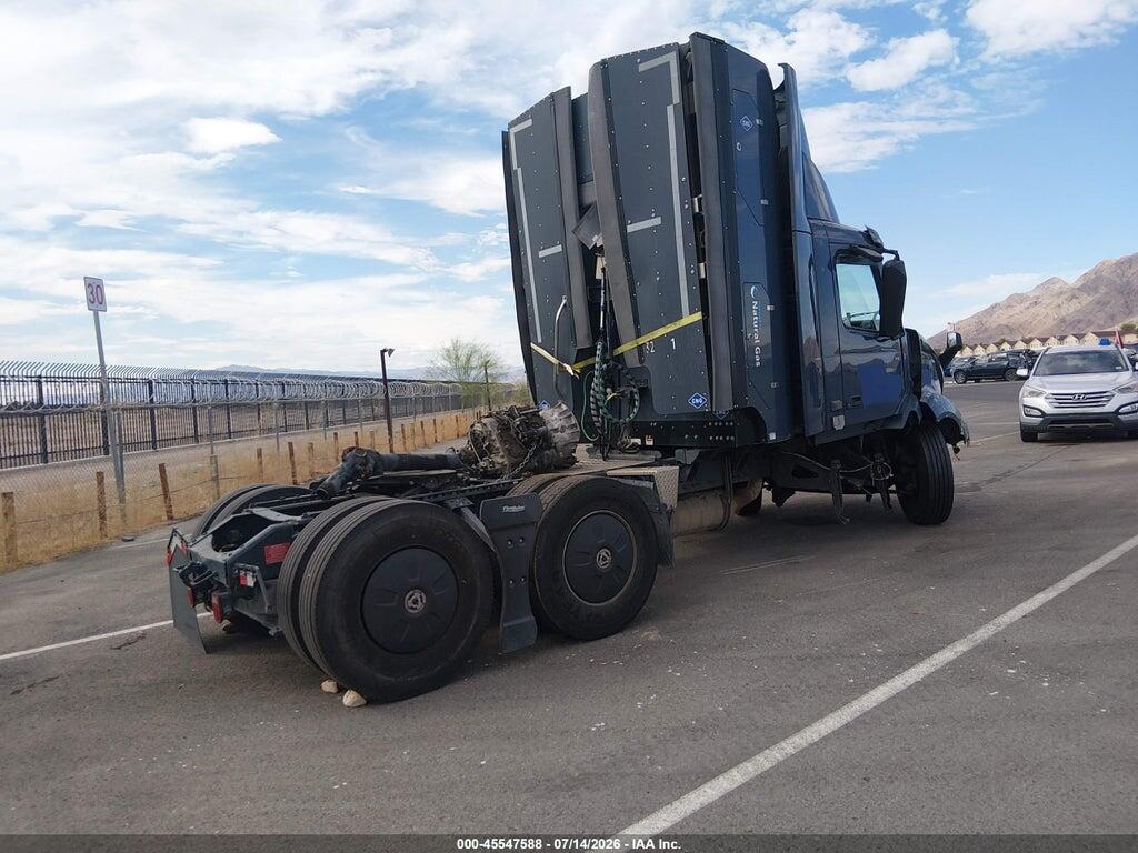 4V4NC9UG2NN302722 2022 VOLVO VNL photo no. 4