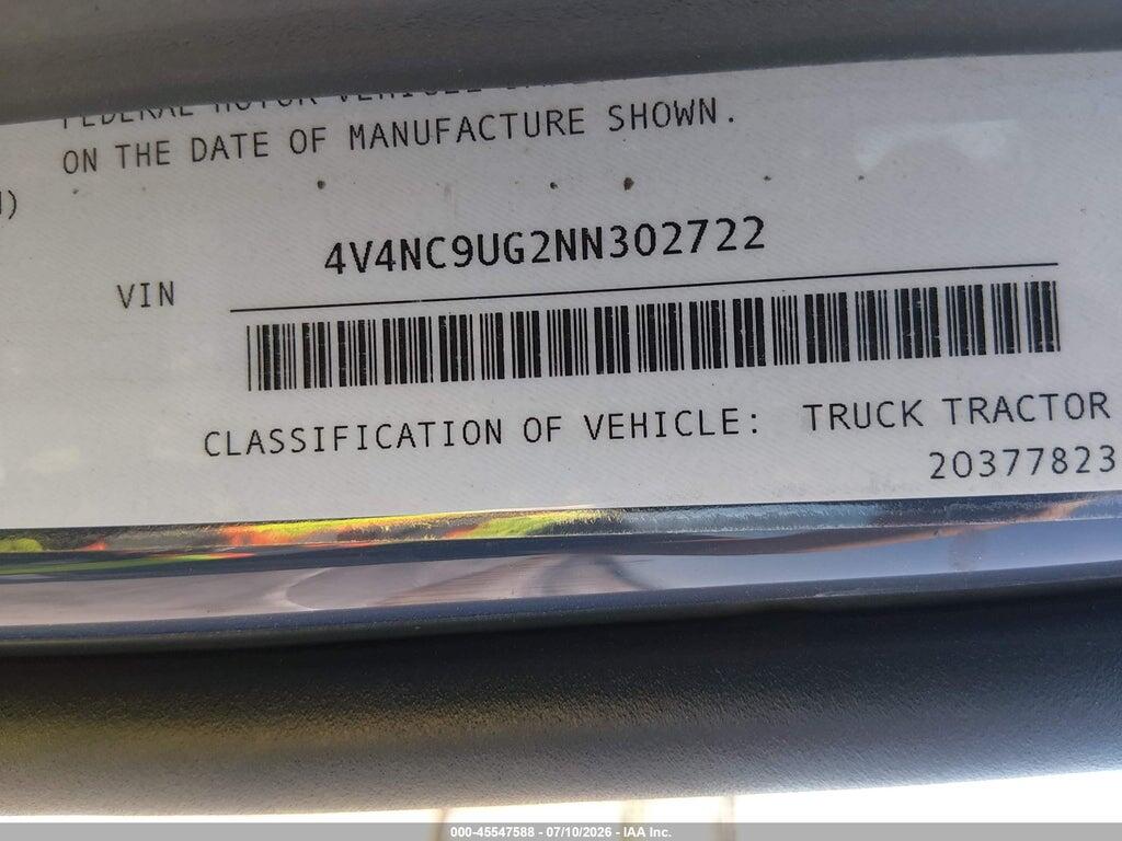 4V4NC9UG2NN302722 2022 VOLVO VNL photo no. 8