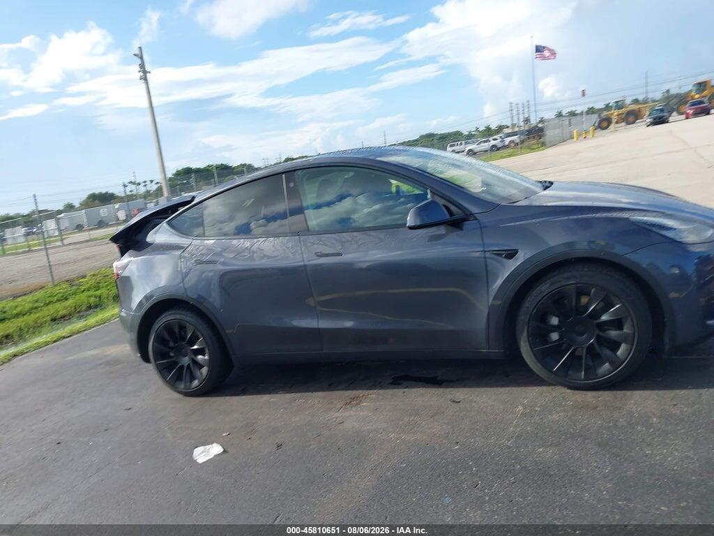 7SAYGDEE4NF367523 2022 TESLA MODEL Y photo no. 12