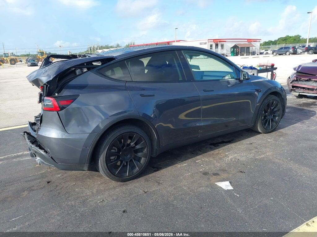 7SAYGDEE4NF367523 2022 TESLA MODEL Y photo no. 4