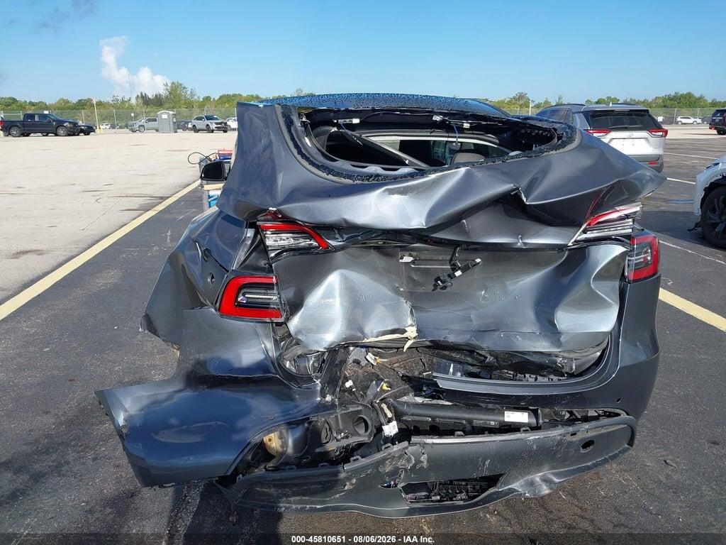 7SAYGDEE4NF367523 2022 TESLA MODEL Y photo no. 6