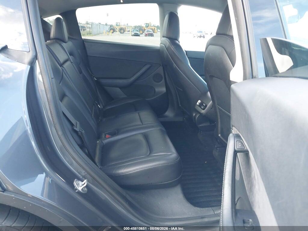 7SAYGDEE4NF367523 2022 TESLA MODEL Y photo no. 8