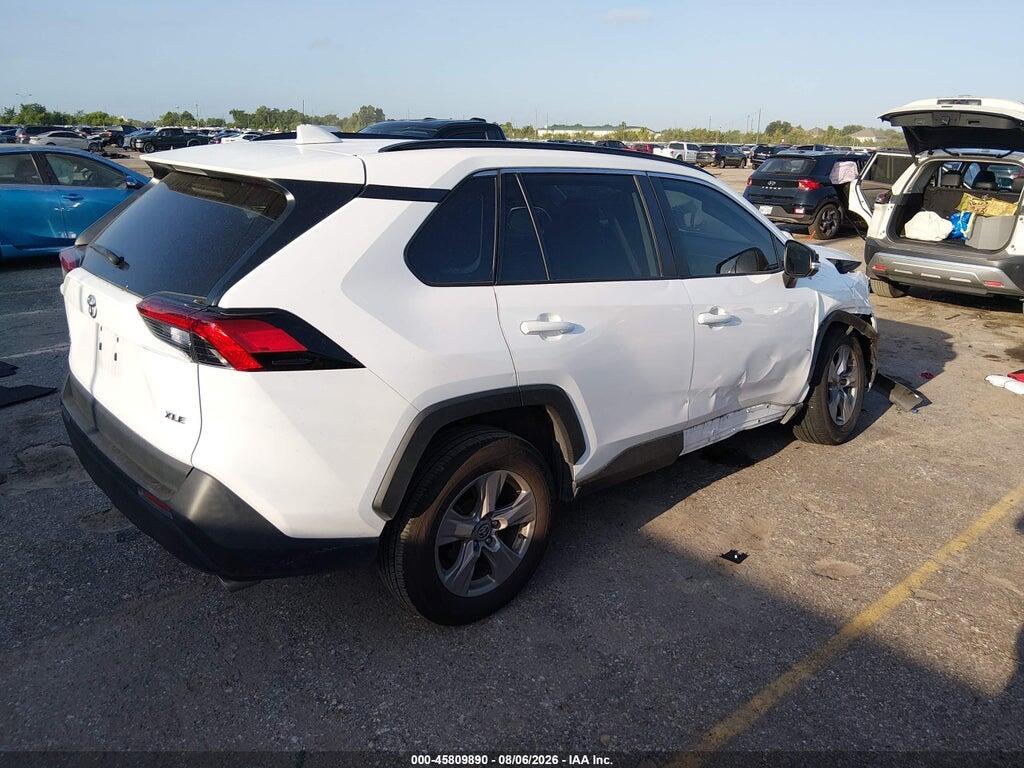 2T3W1RFV4NW195540 2022 TOYOTA RAV4 photo no. 4